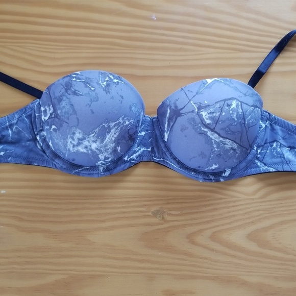 Pink strapless bra - Picture 1 of 4